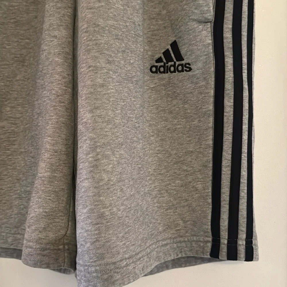 Adidas Men's Athletic Gray Shorts with Black Stripes - Picture 3 of 9